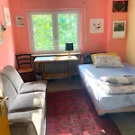 Ferien- Monteurwohnung Neustadtweinstr -bis 4 Pers -zeitvertrag-langaufenthalt Moeglich Neustadt an der Weinstraße