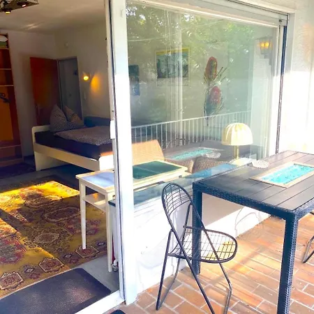 Ferien- Monteurwohnung Neustadtweinstr -bis 4 Pers -zeitvertrag-langaufenthalt Moeglich דירה