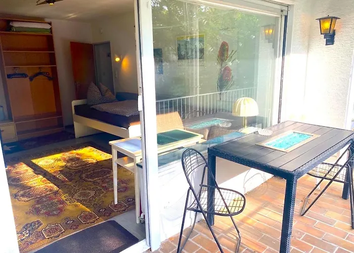 Ferien- Monteurwohnung Neustadtweinstr -bis 4 Pers -zeitvertrag-langaufenthalt Moeglich דירה