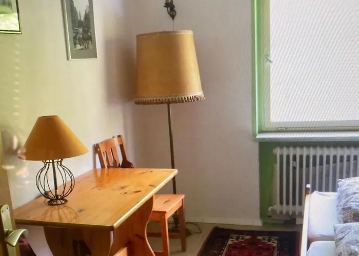 Ferien- Monteurwohnung Neustadtweinstr -bis 4 Pers -zeitvertrag-langaufenthalt Moeglich דירה Neustadt an der Weinstraße