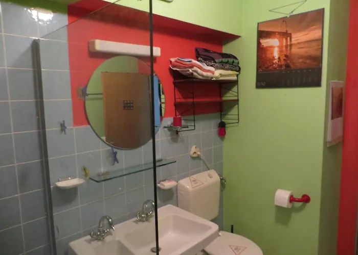 Ferien- Monteurwohnung Neustadtweinstr -bis 4 Pers -zeitvertrag-langaufenthalt Moeglich דירה